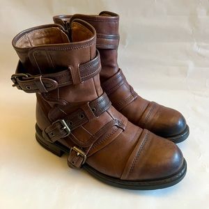 Rare Limited Edition UGG Collection Elisabeta Moto Boots Sz 8 Chestnut Brown